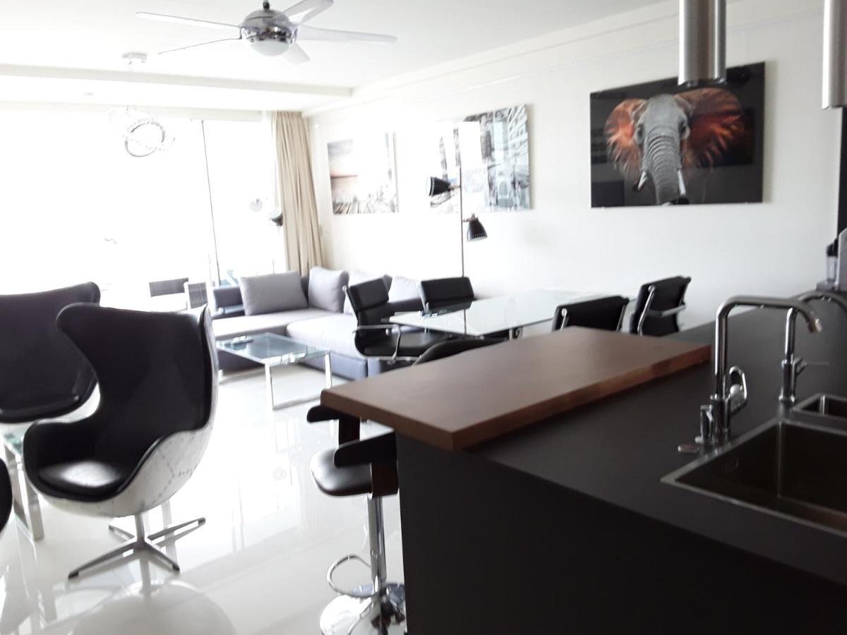 136 A First Line Sleeps 6